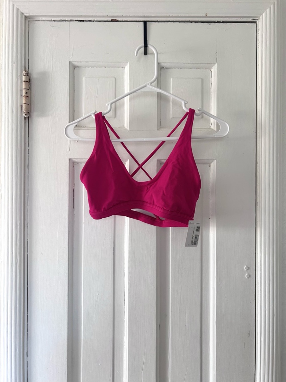 NWT Lululemon Nulu Strappy Scoop-Neck Bra in Passionate size 6